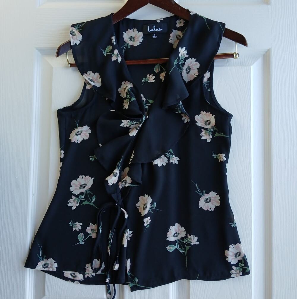 Lulus Build Me Up Buttercup Black Floral Print Wrap Top Sm sheer ruffled collar